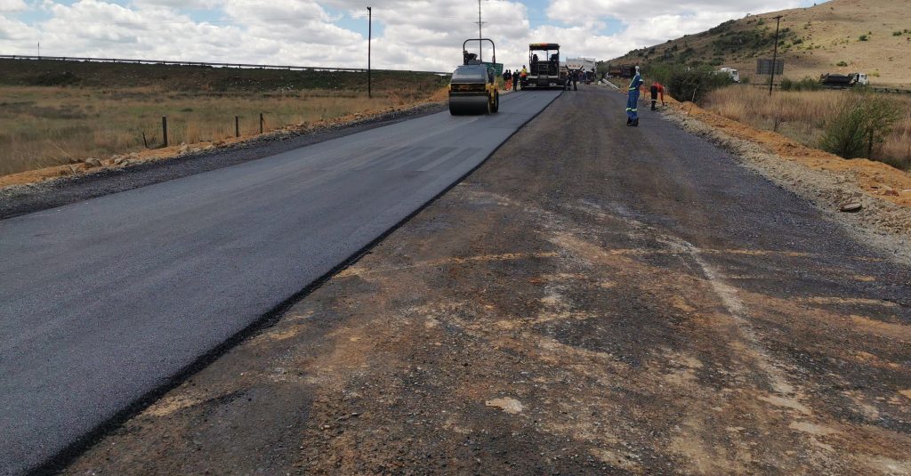 Lotan Civils delivers professional road works, road maintenance, tar road surfacing, and road sealing services across Eastern Cape. We build safe, durable roads using premium materials and expert civil engineering techniques